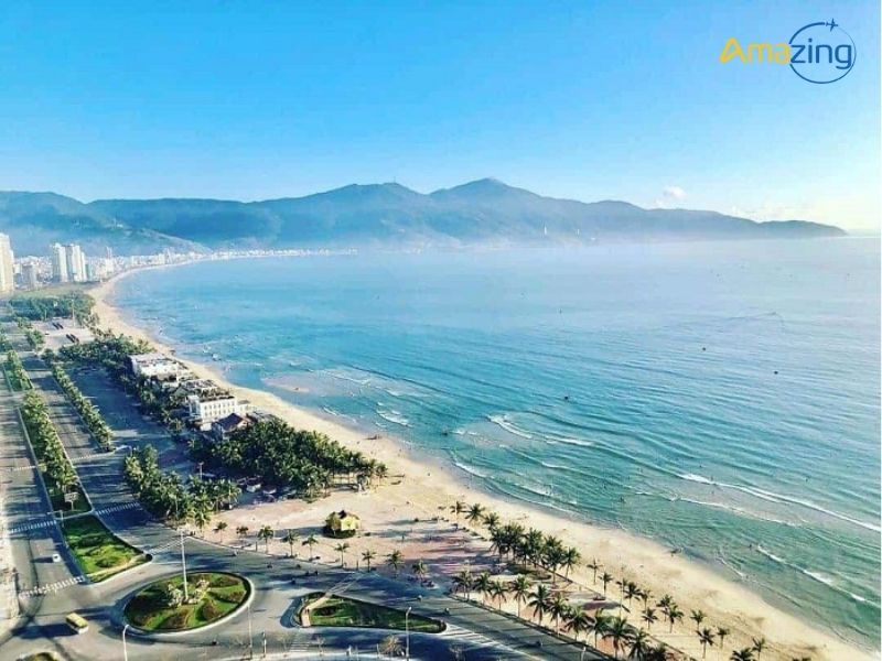 Mỹ Khê - Một trong những bãi biển đẹp nhất hành tinh